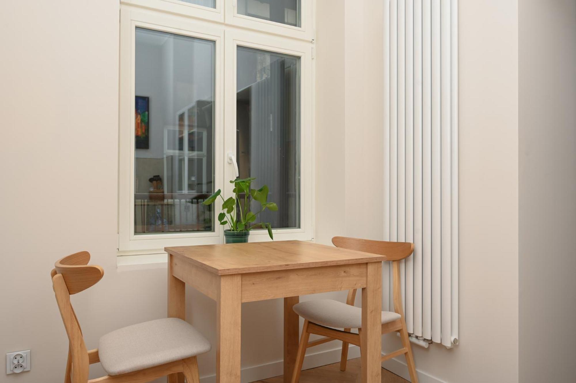Rentplanet - Plac Matejki Apartment Krakow